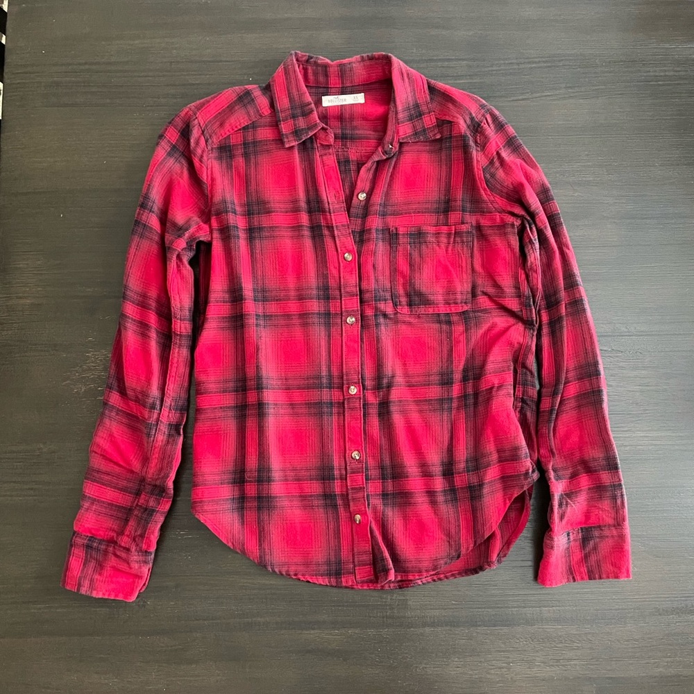 Hollister Red and Black Plaid Button Up Top
